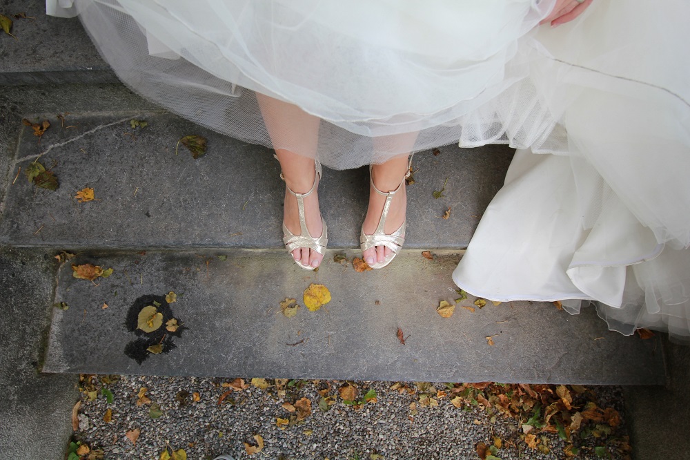 pregnant bride shoes